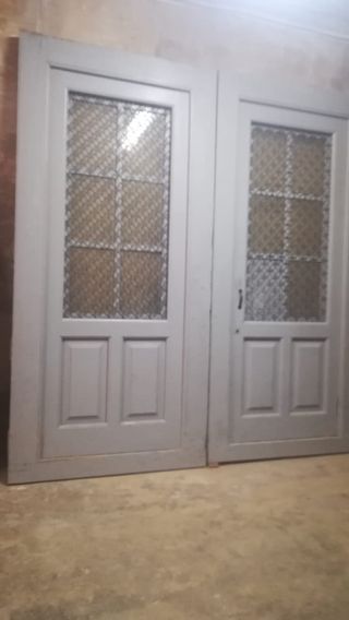 Juego de 2 puertas de madera con cristal