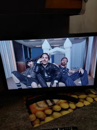 TV LG LED FULL HD SMART TV