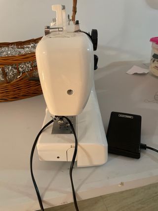 Máquina de coser Lervia eléctrica venta en person