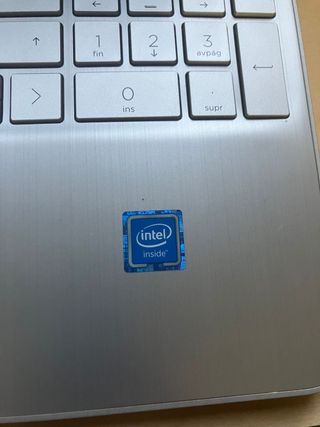 Portátil HP Plata y Dorado