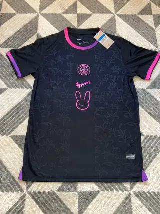 Camiseta Bad Bunny x PSG + llavero de regalo