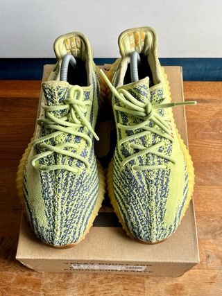 Adidas Yeezy Boost 350 V2 Amarillo