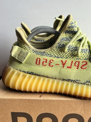 Adidas Yeezy Boost 350 V2 Amarillo