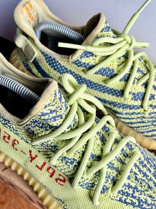 Adidas Yeezy Boost 350 V2 Amarillo