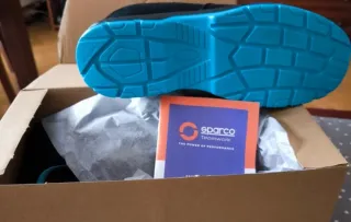 Zapatos de seguridad Sparco negros y azules