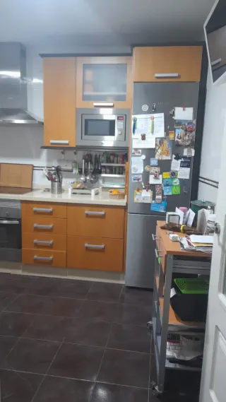 Muebles de cocina madera y cristal