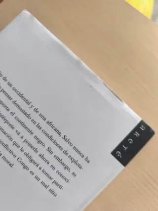 "La canción de los misioneros" de John Le Carré