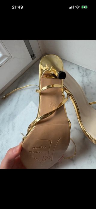 Sandali eleganti oro