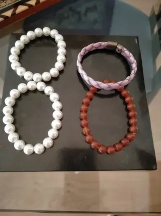 Pulseras