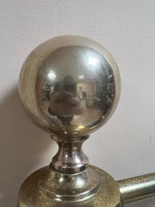 Cama antigua Victoriana de hierro y latón sigloXIX