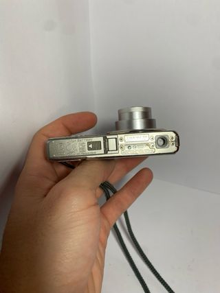 Olympus FE-280 Cámara Digital