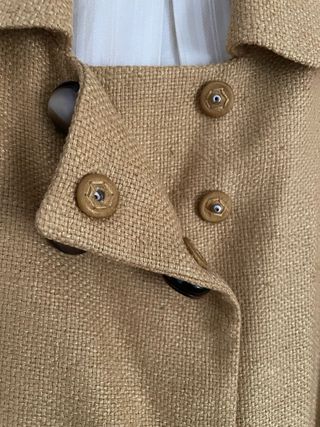 Chaqueta Massimo Dutti mostaza, mujer