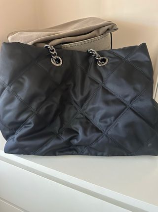 Bolso Bimba y Lola negro acolchado