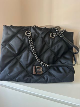 Bolso Bimba y Lola negro acolchado