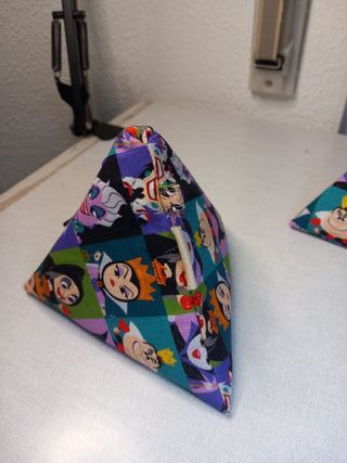 Neceser Pirámide Brujas Disney