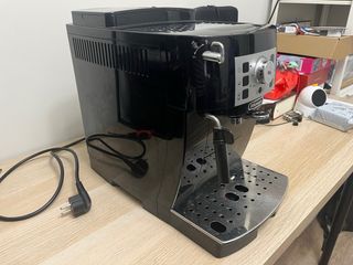 Cafetera Delonghi Magnifica S