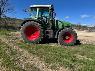 Tractor Fendt 412 Vario