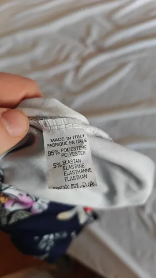 Vestido floral importado de Italia