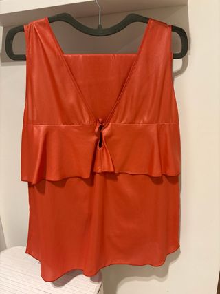 Conjunto blusa y pantalón tejido sedoso