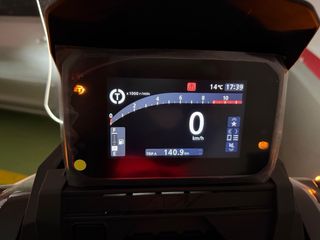 Honda ADV 350 2025 Negra - 140km