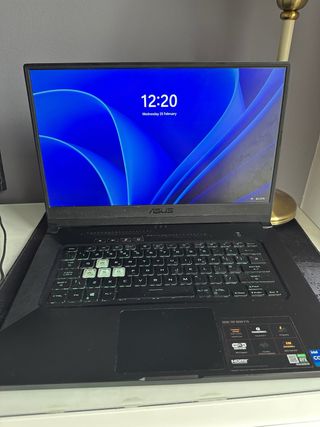 Asus Tuf Dash F15 Gaming Laptop and Razer mouse