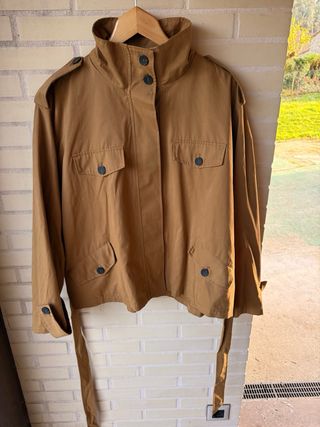 Chaqueta Zara Corta Marrón