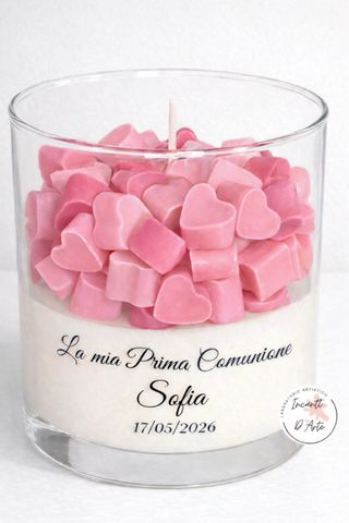 Candela profumata con cuoricini in cera di soia
