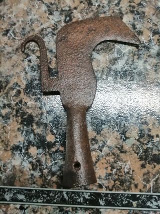 Ferramenta antiga de ferro