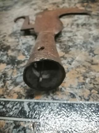 Ferramenta antiga de ferro