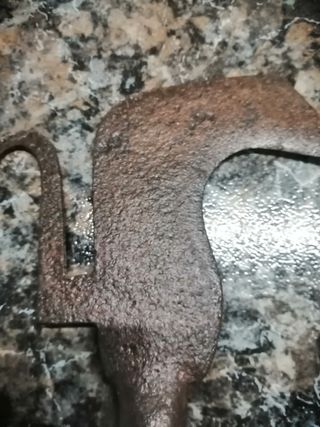 Ferramenta antiga de ferro