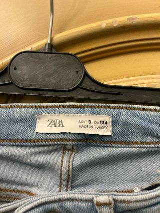 Jeans Zara skinny vita alta strappati azzurri