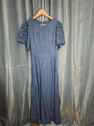 Vestido Oysho azul talla M