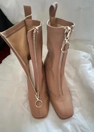 Botines Beige Stradivarius, Talla 38