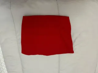 Vestido negro con tirantes