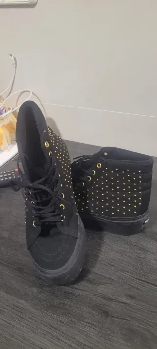 Vans Negras Tachuelas Talla 38