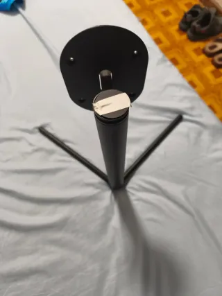 Soporte Monitor/Pantalla Trípode Negro/Plateado