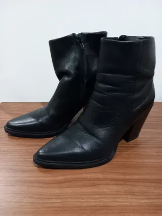 Botines Zara Tacón Negro Puntiagudos