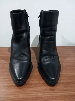 Botines Zara Tacón Negro Puntiagudos