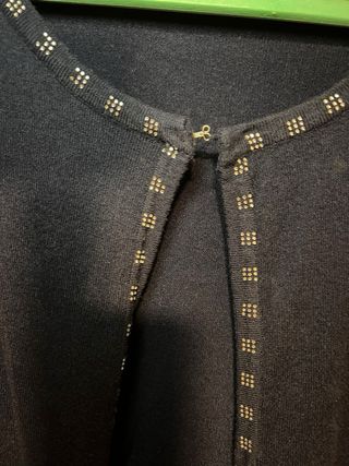 Rebeca punto azul marino