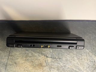 Nintendo New 3DS + 3 Juegos + Caja y cargador.