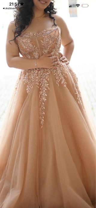 Vestido beige/dorado de fiesta