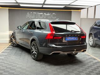 Volvo V90 Cross Country Volvo V90 Cross Country 2.0 D5 AWD Pro Auto