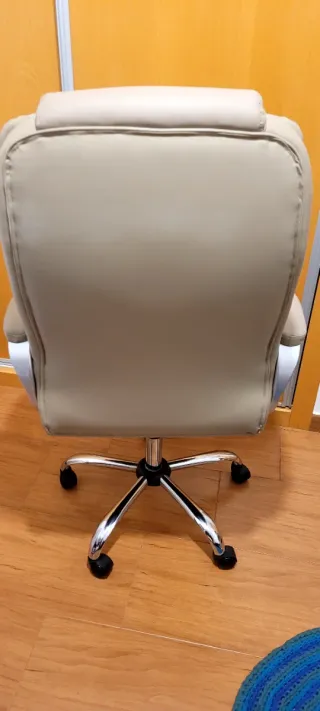 Sillón de oficina elevable y reclinable