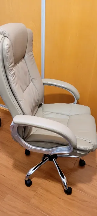 Sillón de oficina elevable y reclinable