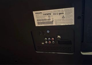 Televisión Philips 55’’ + Apple TV.