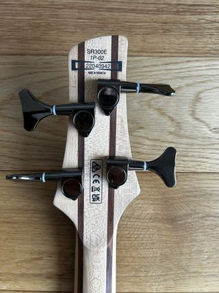 Baixo Ibanez SR300E-GVM