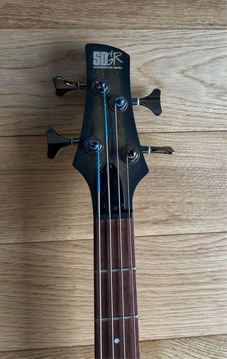 Baixo Ibanez SR300E-GVM