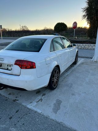 Audi A4 2006 2.0 TDI 140CV Automatico
