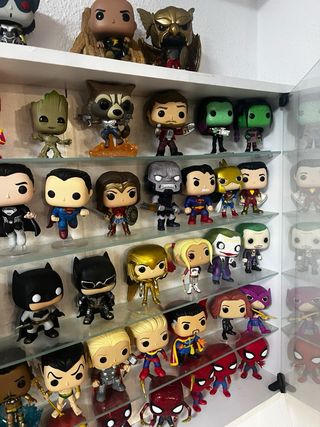 Colección Funkos + Mueble Expositor