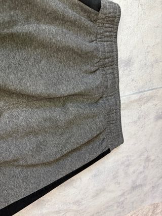 Pantalón Nike Air Gris